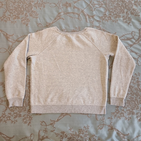 Messy Bun Just Chillin Fall Gray Crewneck Sweatshirt Women's Size Small - Picture 3 of 8